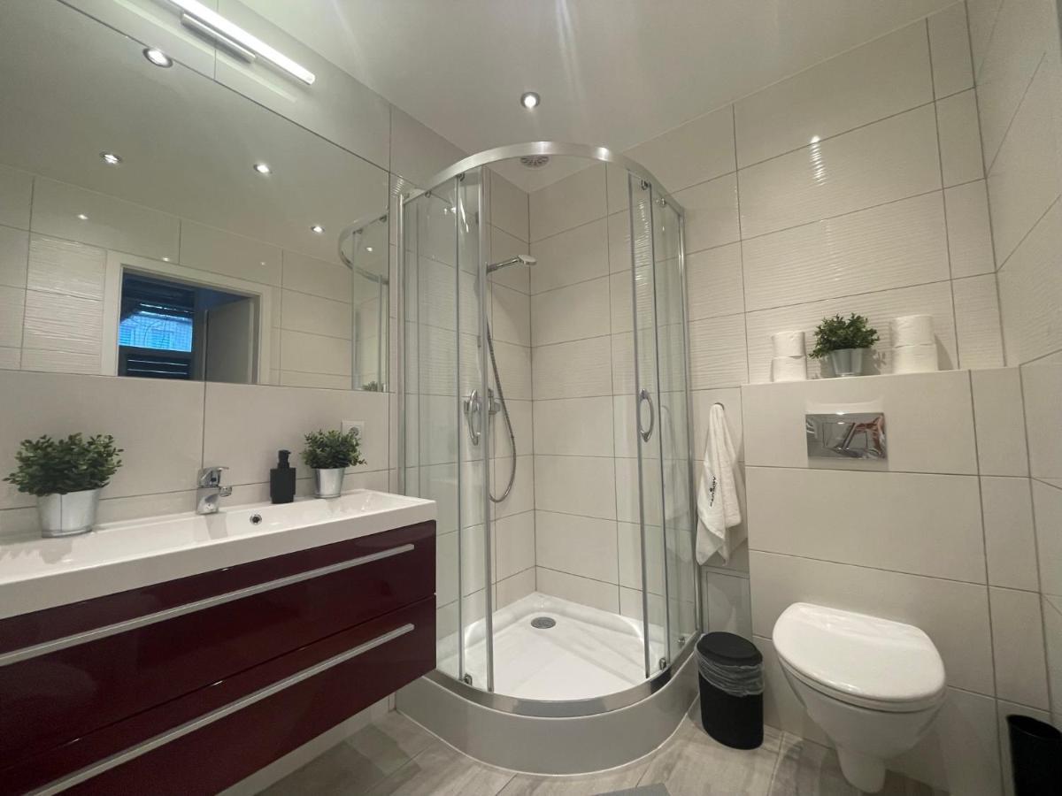 Rainbow Apartments 4 Krakow Ngoại thất bức ảnh