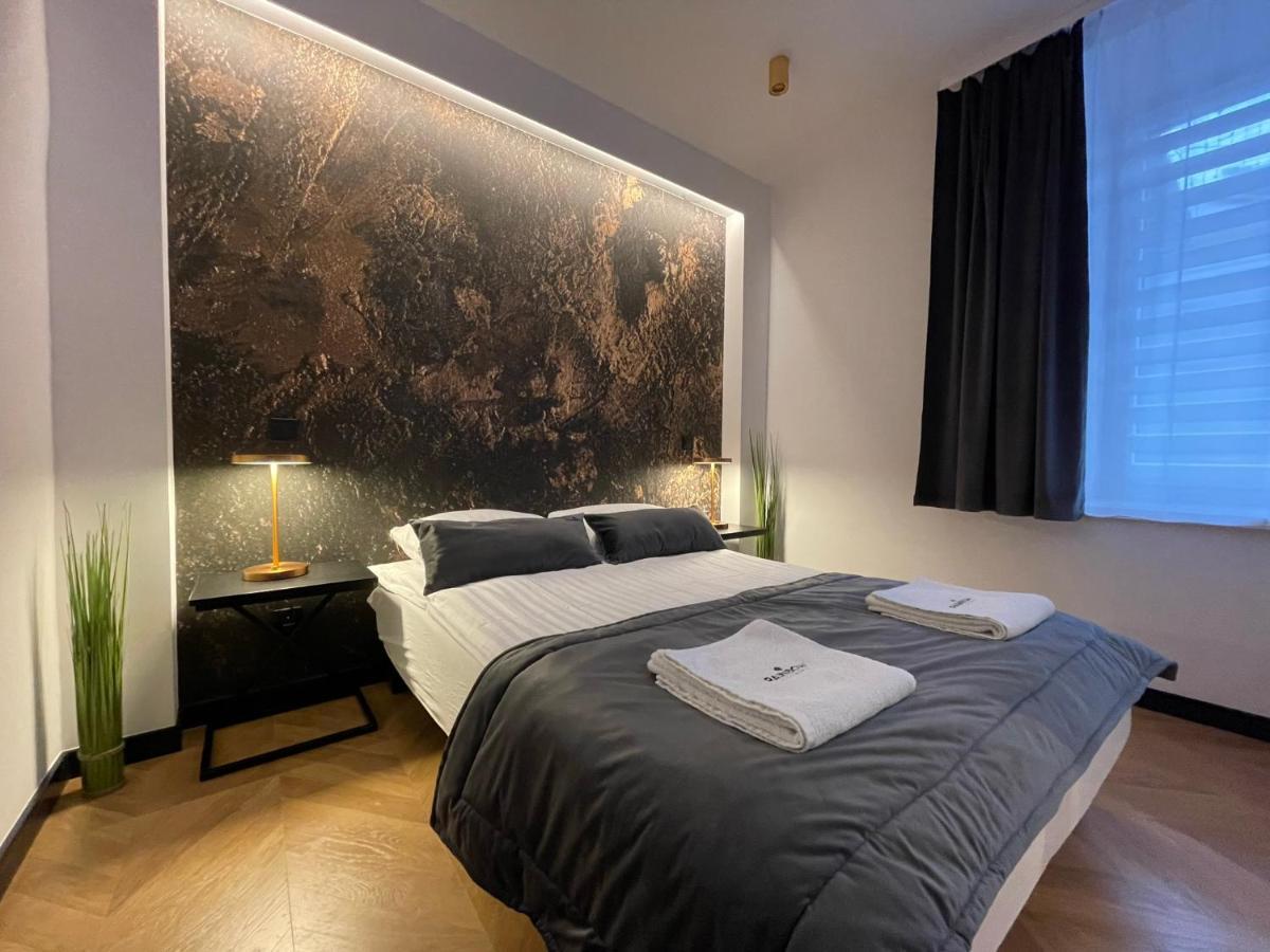Rainbow Apartments 4 Krakow Ngoại thất bức ảnh